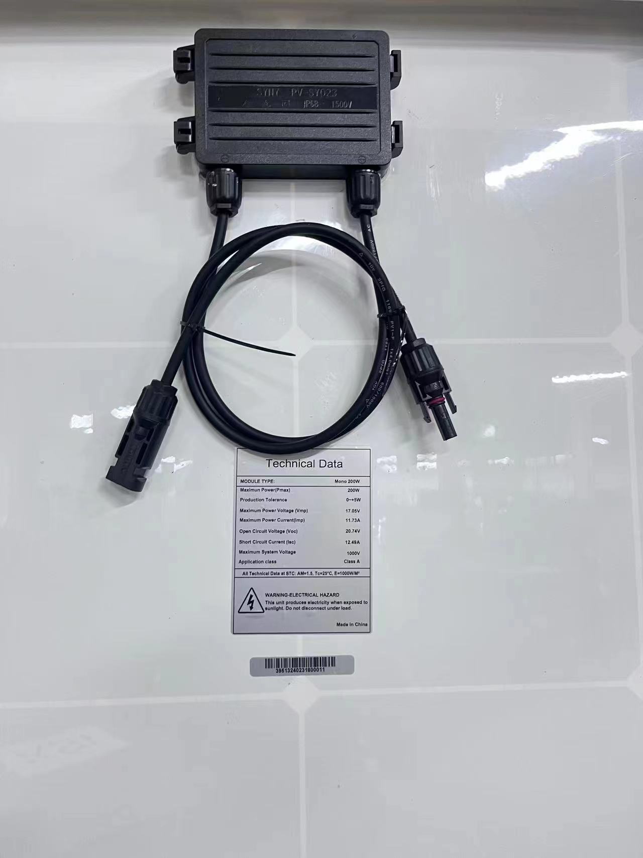 ຄຸນນະພາບດີ 200W ໂມດູນພະລັງງານແສງຕາເວັນມີປະສິດທິພາບສູງ 200W ສໍາລັບເຮືອນແລະທຸລະກິດ